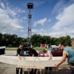 Kajaki własnymi rękami – warsztaty szkutnicze w Rzecznym Uniwersytecie Ludowym